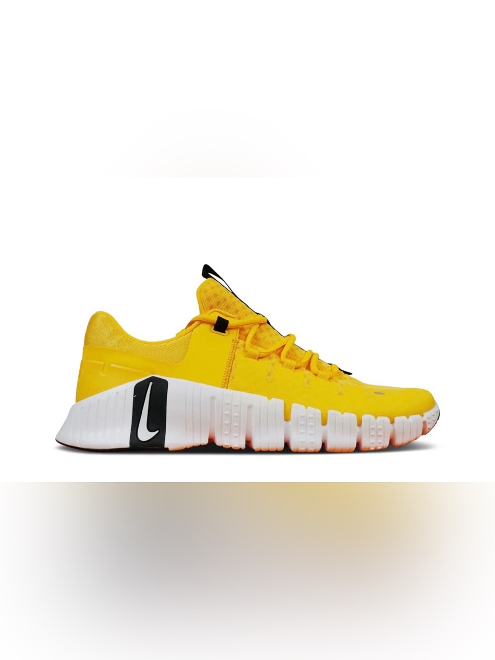 Nike Men’s Free Metcon 5 TB in University Gold